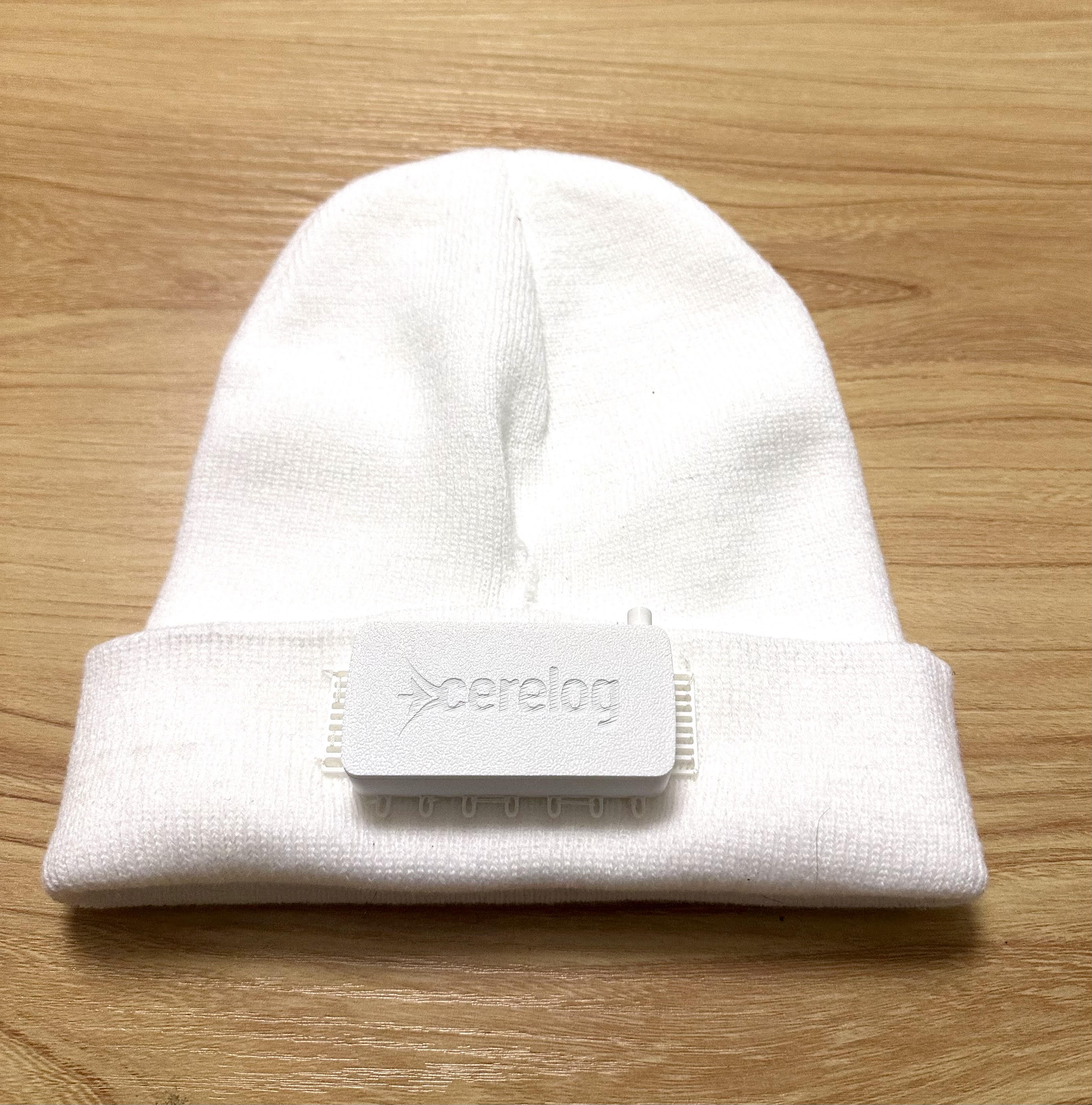 Thumbnail - Beanie Photo 1